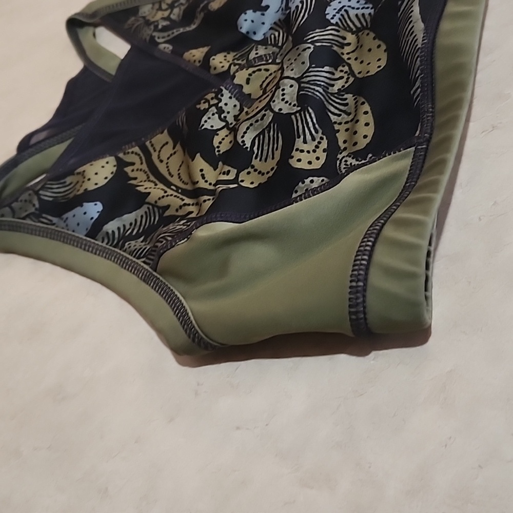 Free People sports bra size XS - Picture 3 of 6